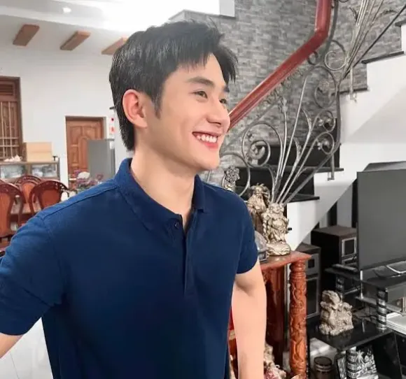 HUY TRẦN